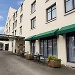 Trip Bristol 3*
