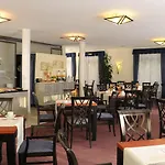 ホテル Trip Bristol 3*