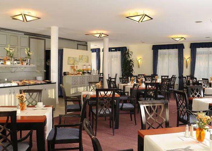 酒店 Trip Bristol 3*