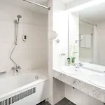 Trip Bristol Hotel 3*