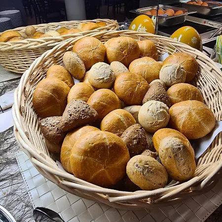 Trip Bristol فندق 3*