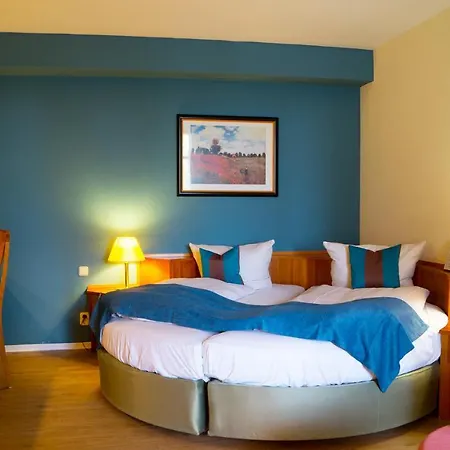 Trip Bristol فندق 3*