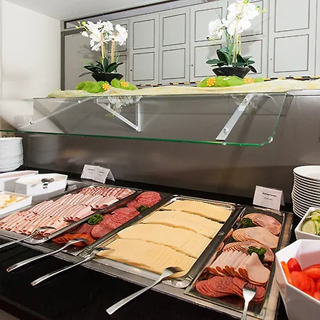 Trip Bristol Hotel 3*