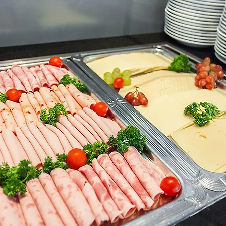 Trip Bristol Hotel 3*