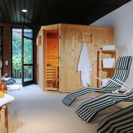 Hotel Trip Bristol 3*